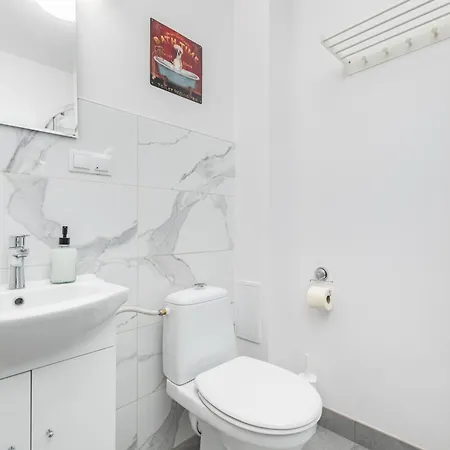 Apartment Popieluszki 2 By Homeprime Warsaw