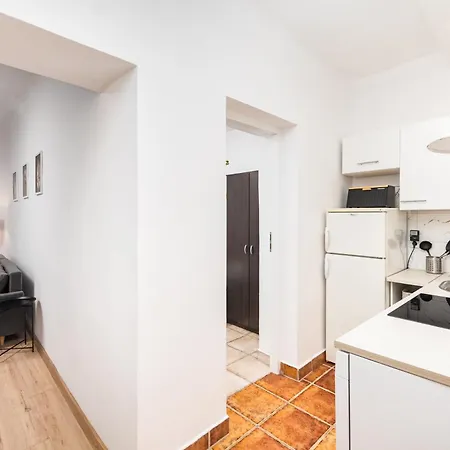 Apartment Popieluszki 2 By Homeprime *